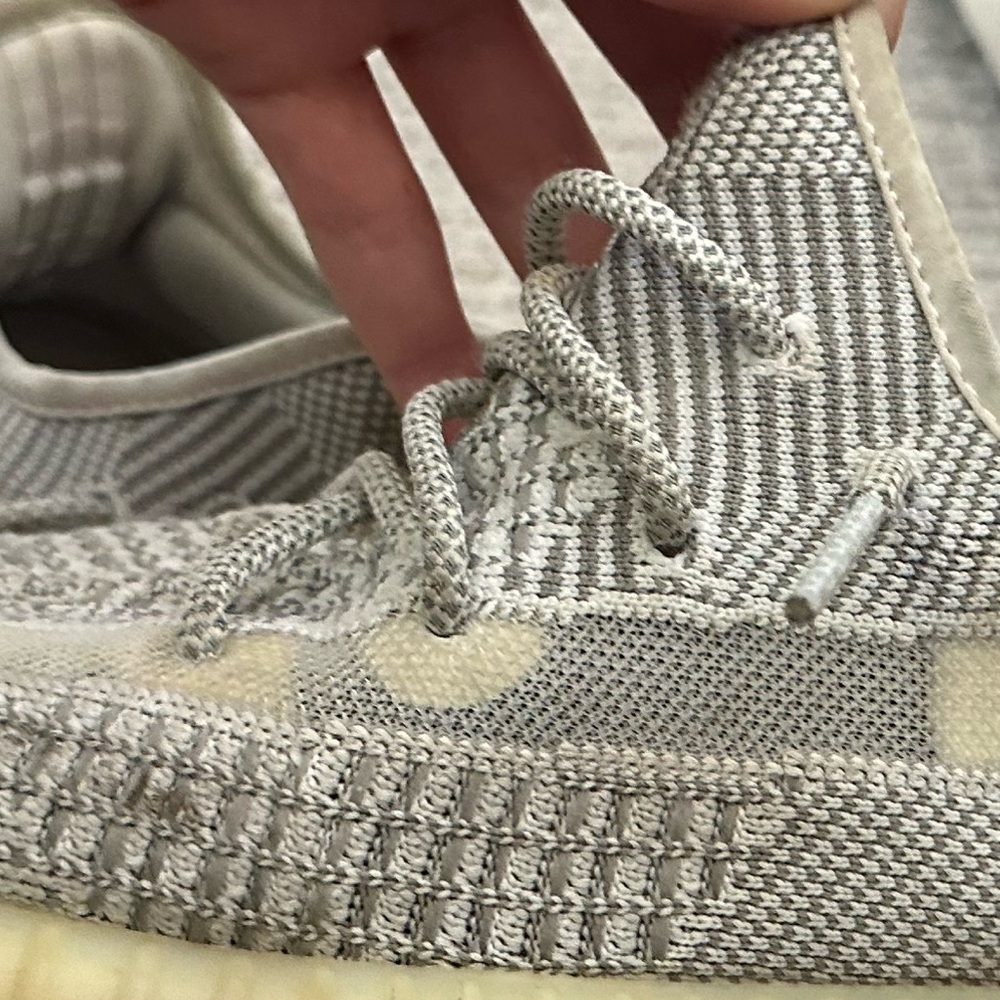 Yeezy Boost 350 V2 Sneakers